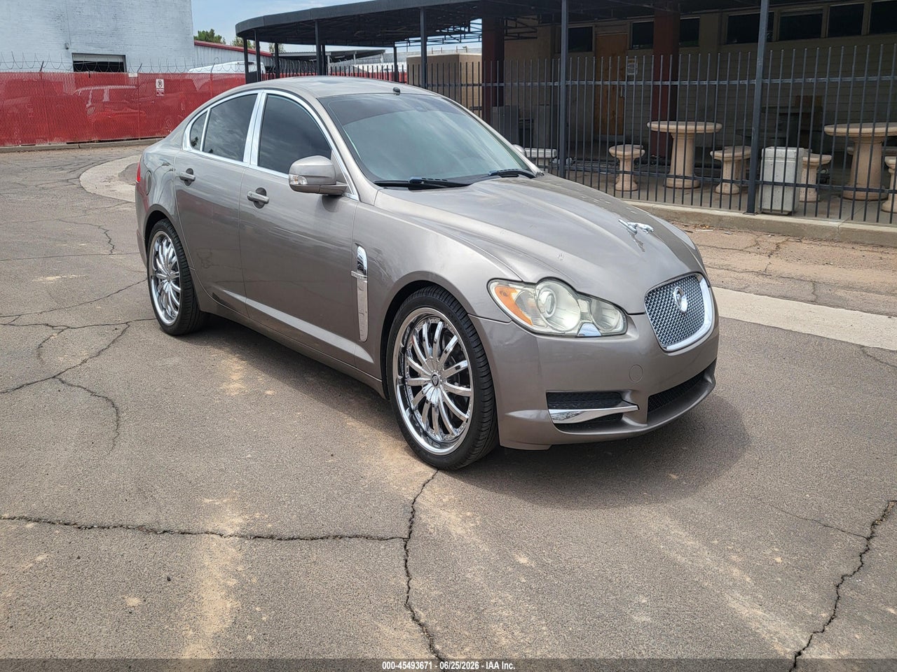 SAJWA06BX9H****** · 2009 JAGUAR XF PREMIUM LUXURY