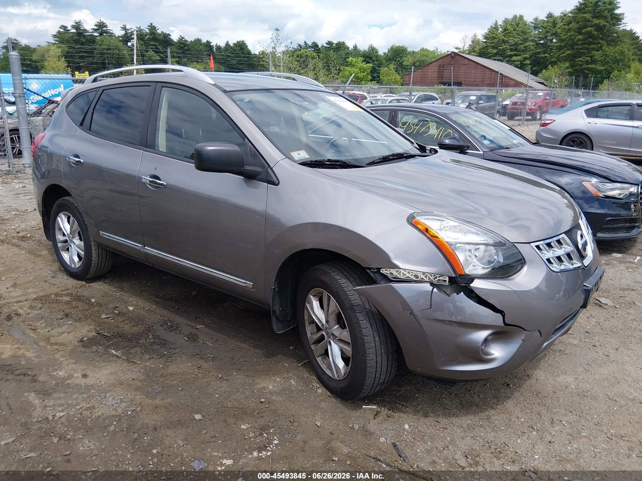 JN8AS5MVXFW****** · 2015 NISSAN ROGUE SELECT S