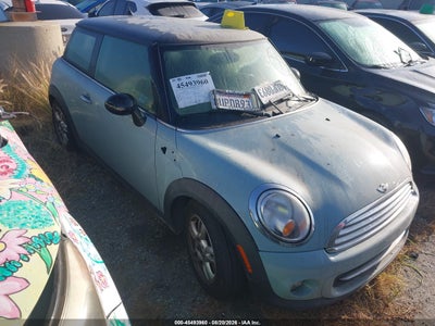 WMWSU3C59DT****** · 2013 MINI HARDTOP COOPER