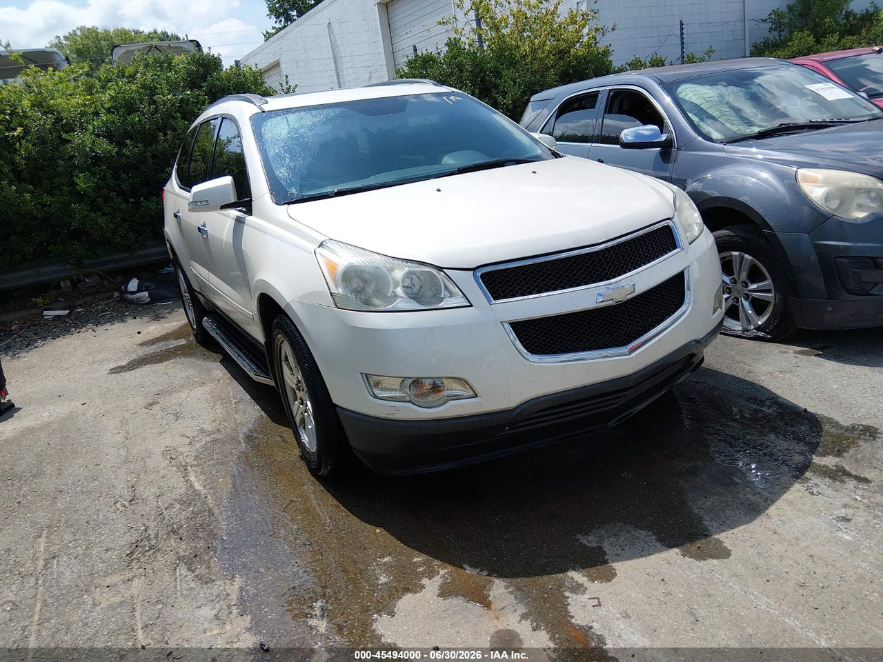 1GNKRJED1BJ****** · 2011 CHEVROLET TRAVERSE LT W/2LT