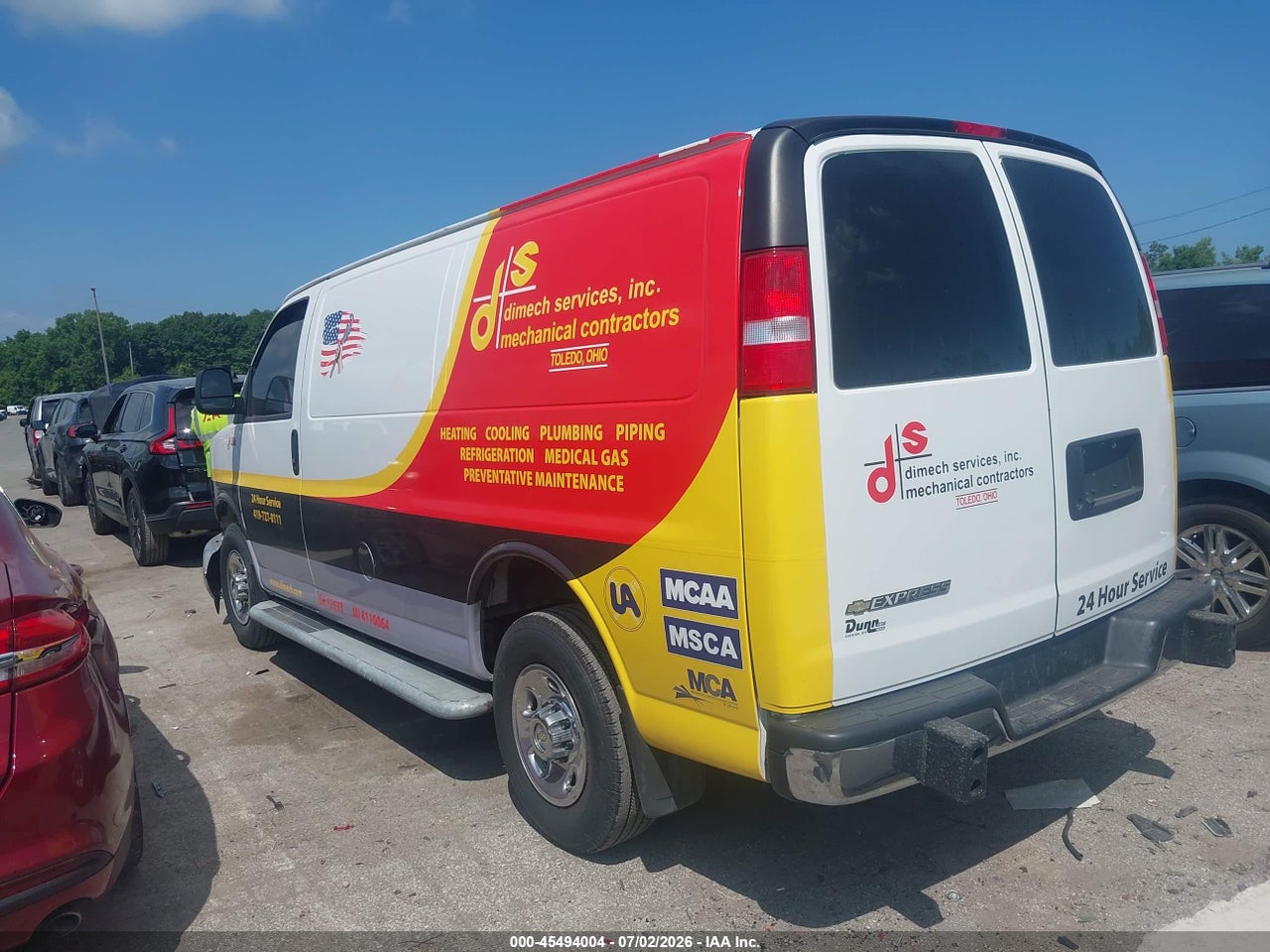 2022 CHEVROLET EXPRESS CARGO RWD 2500 REGULAR WHEELBASE WT · 3/11