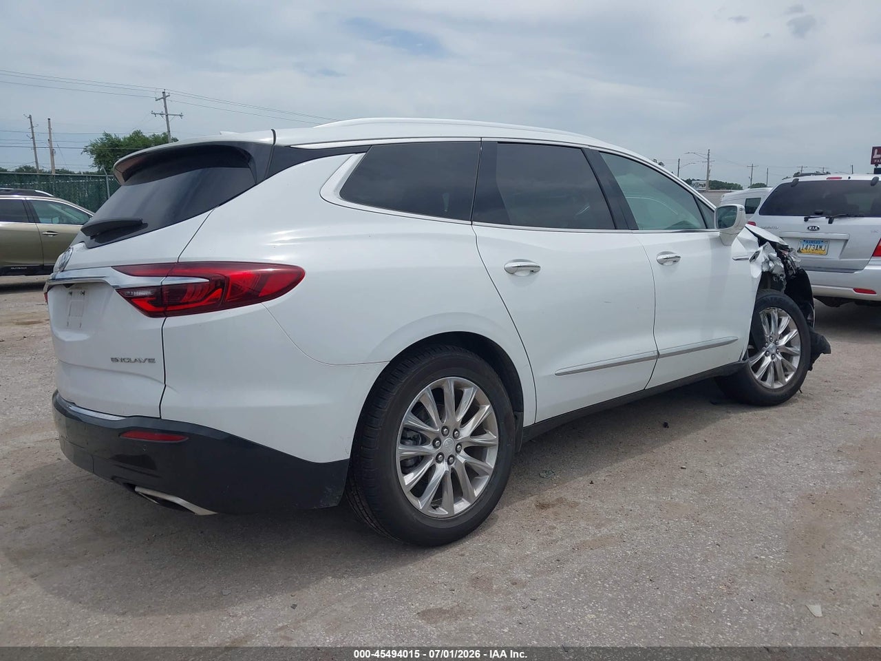 2019 BUICK ENCLAVE FWD ESSENCE · 4/10