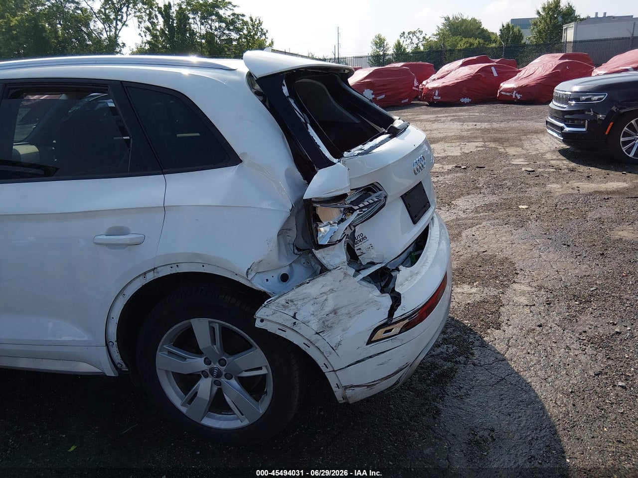 2018 AUDI Q5 2.0T PREMIUM/2.0T TECH PREMIUM · 6/10