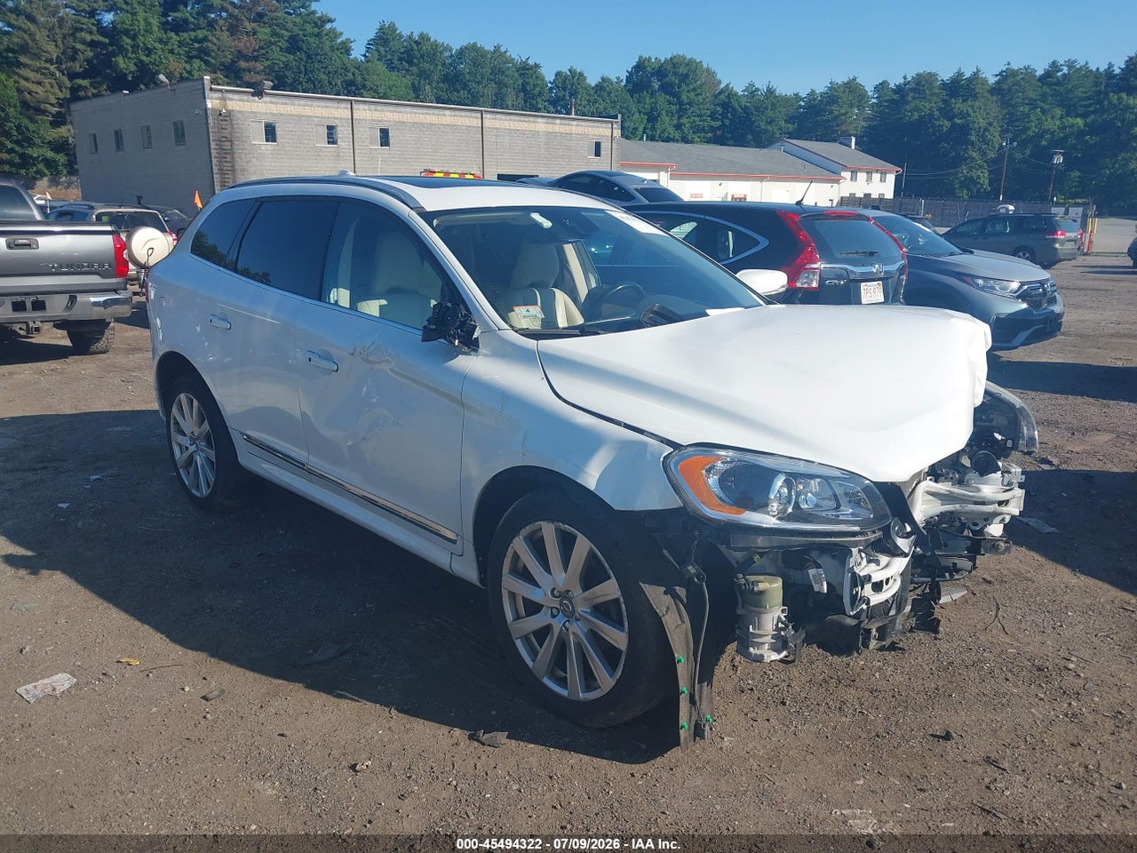 YV449MRU9H2****** · 2017 VOLVO XC60 T6 INSCRIPTION