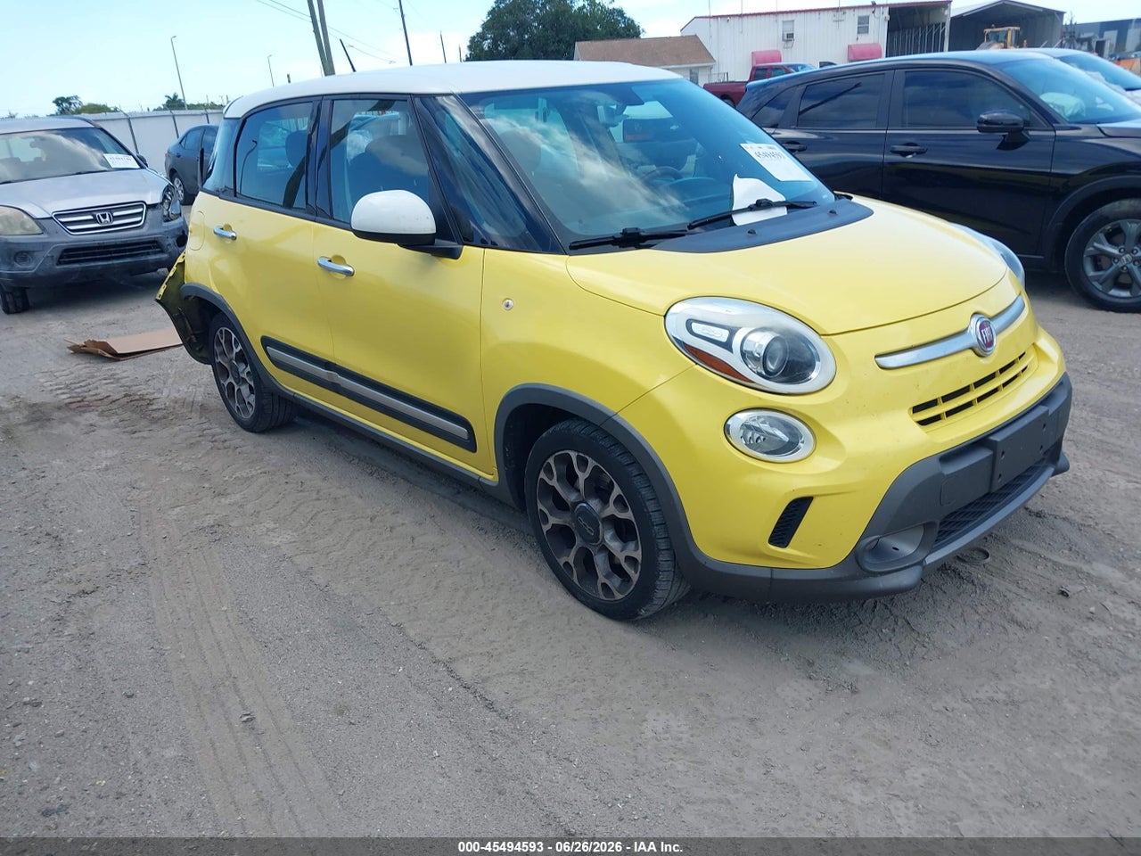 ZFBCFADH5EZ****** · 2014 FIAT 500L TREKKING