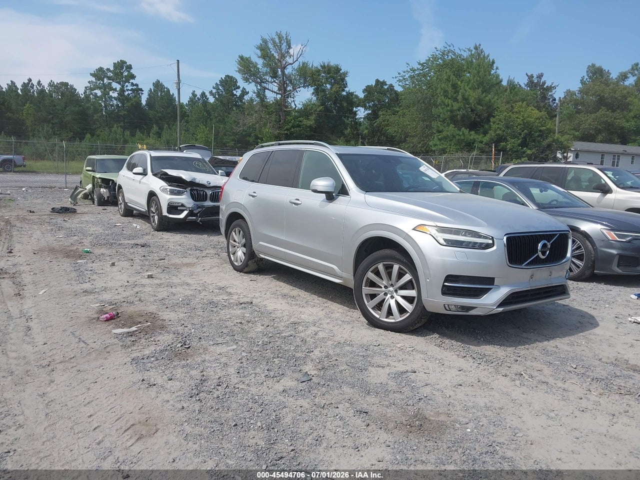 YV4A22PK4G1****** · 2016 VOLVO XC90 T6 MOMENTUM