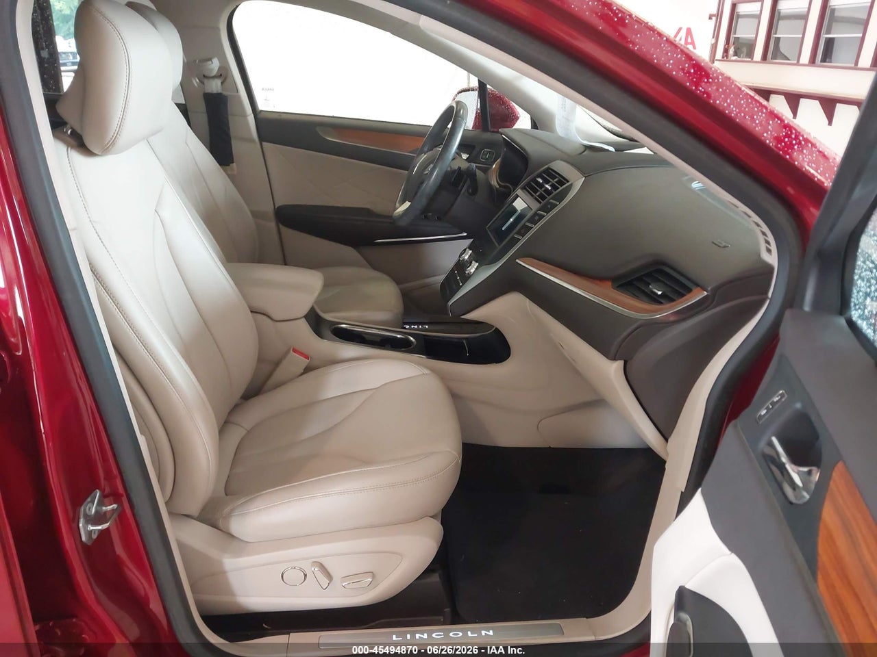 2017 LINCOLN MKC SELECT · 5/11