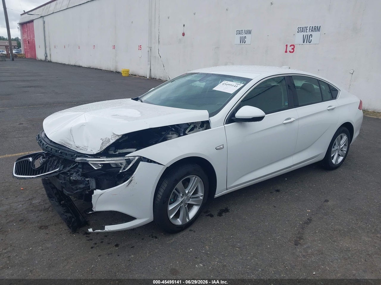 2018 BUICK REGAL SPORTBACK PREFERRED · 2/11