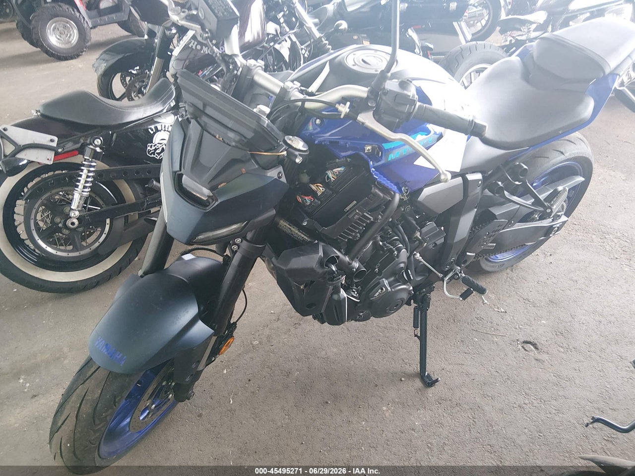 2025 YAMAHA MTN690 · 2/11