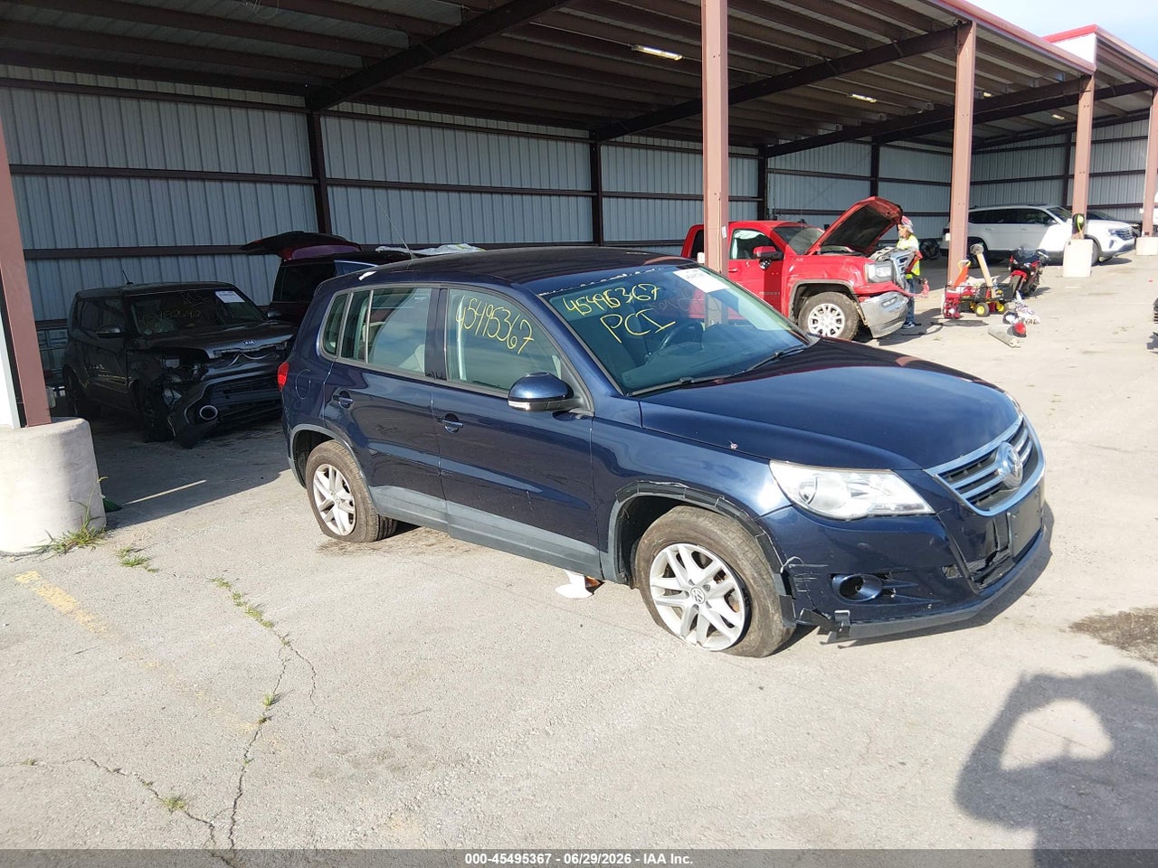 WVGBV7AXXBW****** · 2011 VOLKSWAGEN TIGUAN S