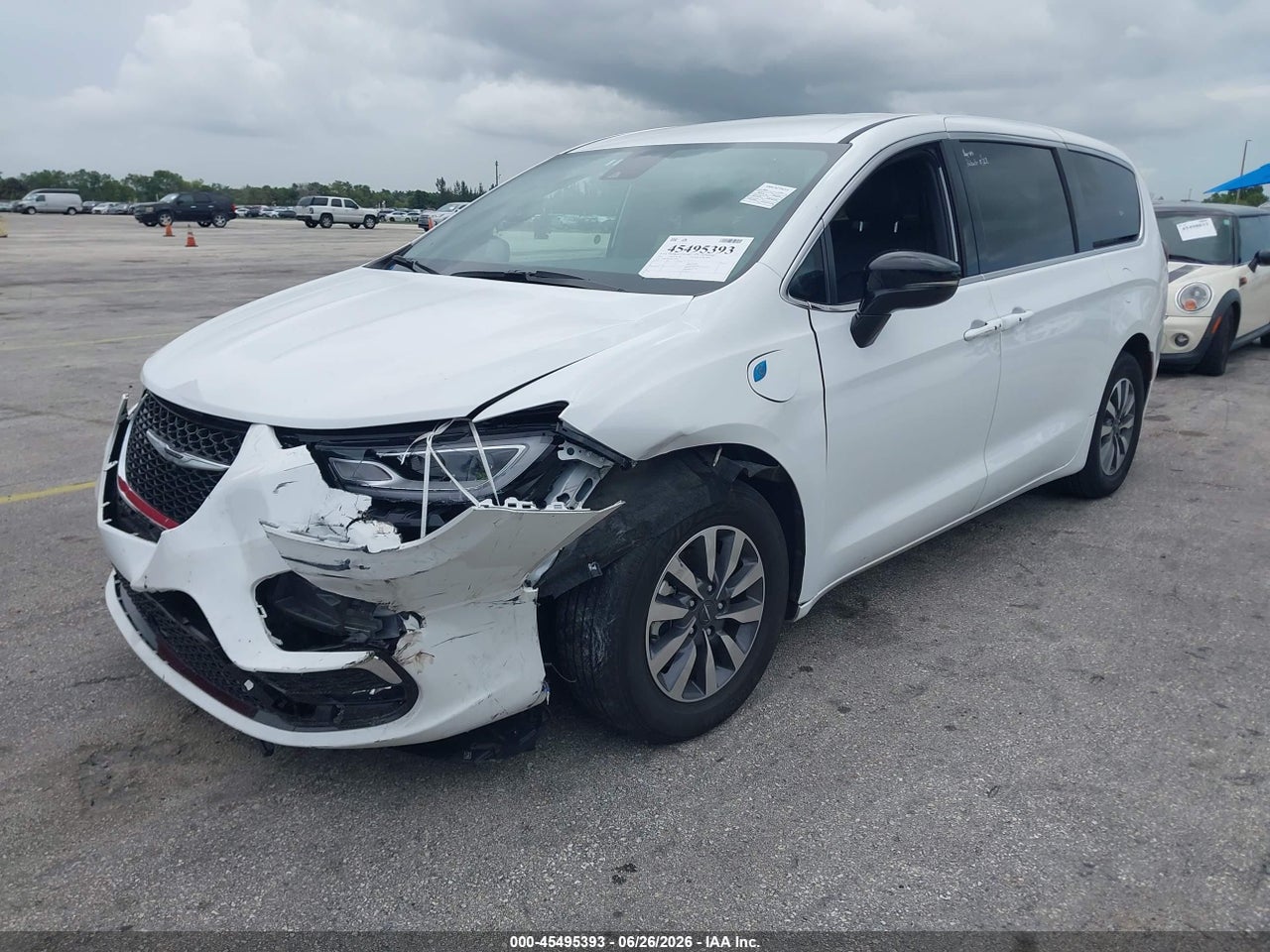 2025 CHRYSLER PACIFICA HYBRID SELECT · 2/11