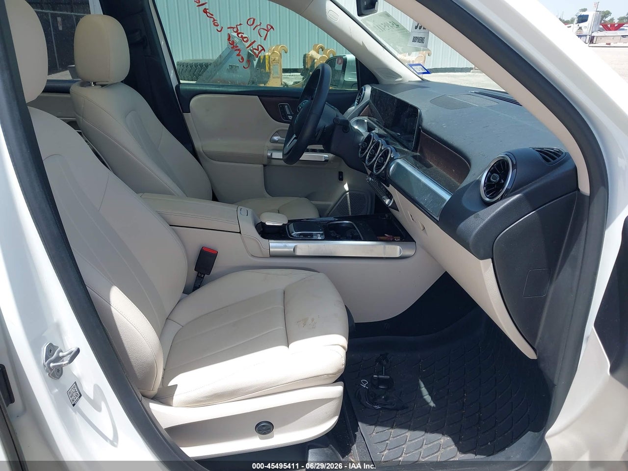 2020 MERCEDES-BENZ GLB 250   · 5/11