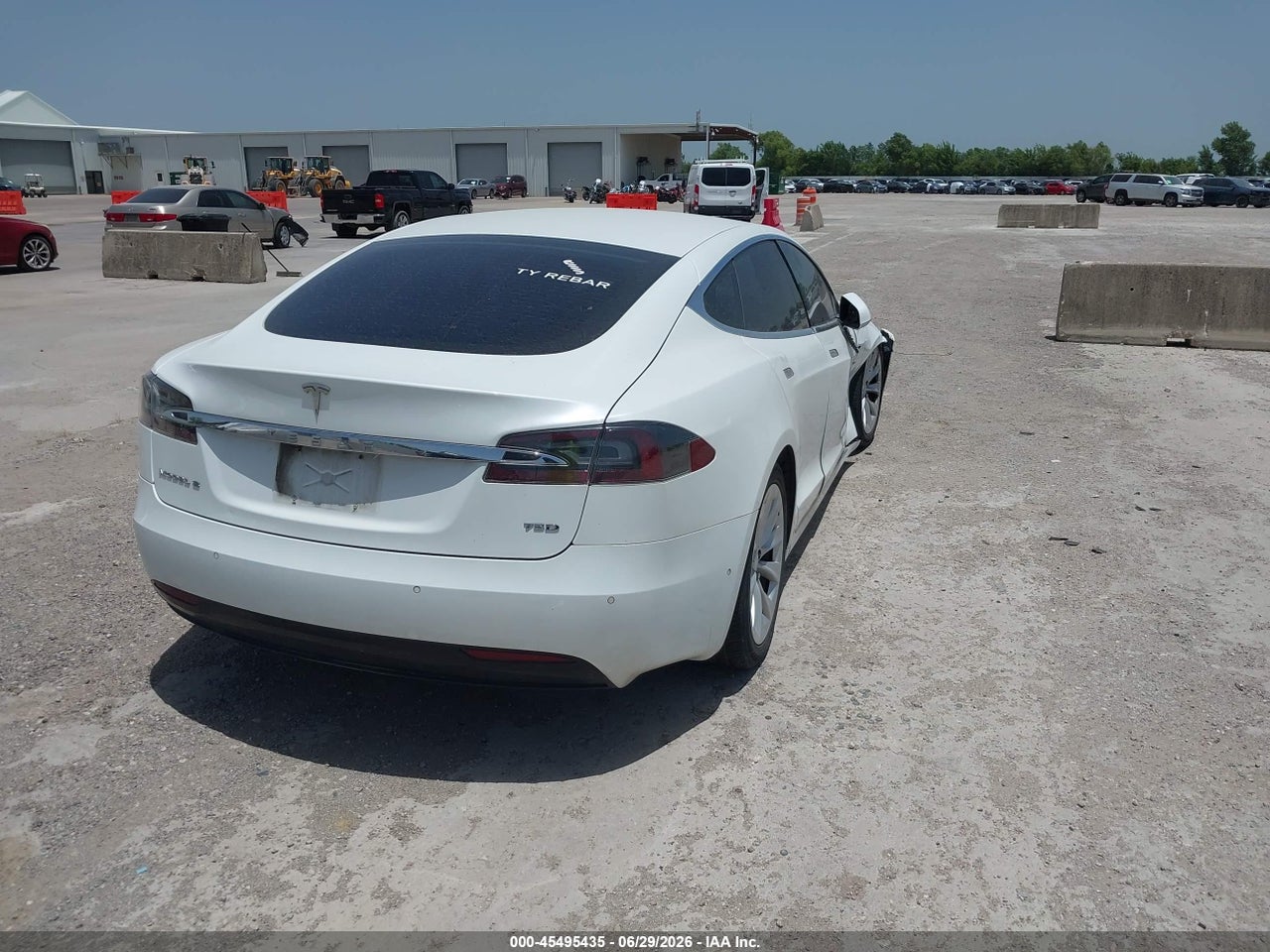 2016 TESLA MODEL S 60D/70D/75D/85D/90D · 4/10