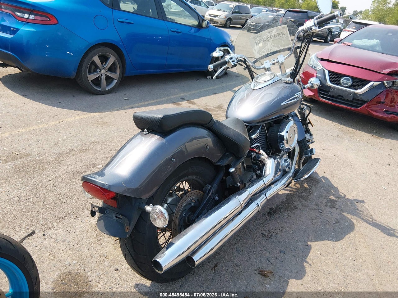 2005 YAMAHA XVS1100 A · 4/11