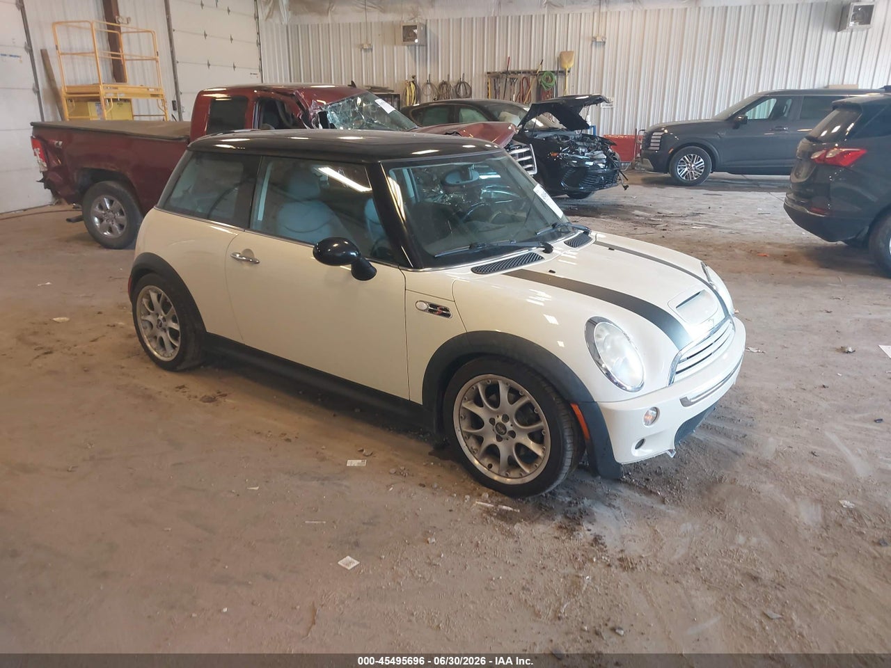 WMWRE33585T****** · 2005 MINI COOPER S