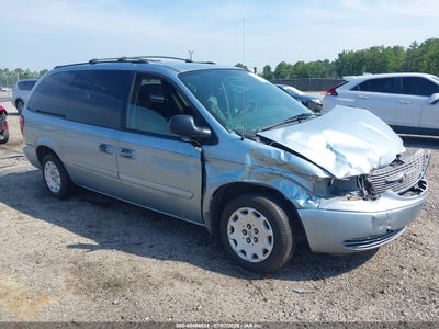 2004 CHRYSLER TOWN & COUNTRY LX