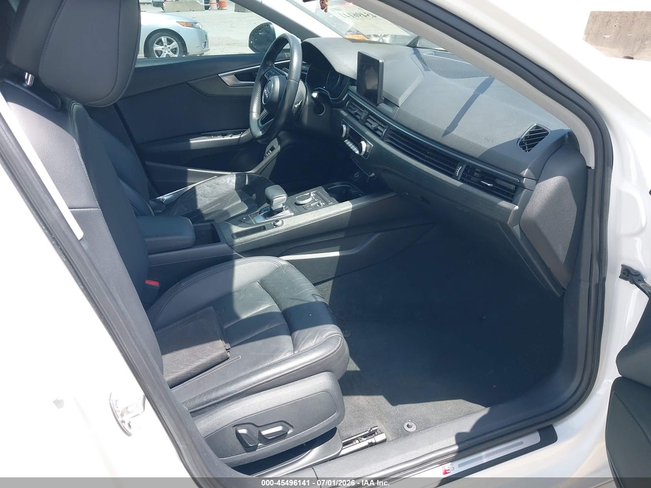 2018 AUDI A4 2.0T ULTRA PREMIUM · 5/10