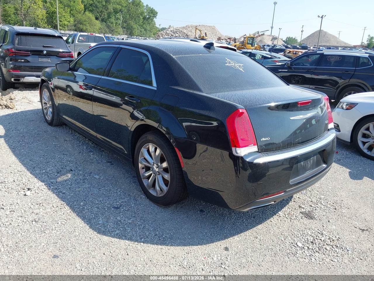 2017 CHRYSLER 300 LIMITED AWD · 3/11