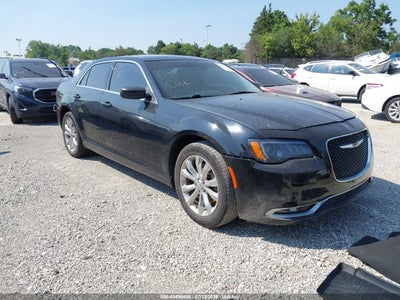 2017 CHRYSLER 300 LIMITED AWD