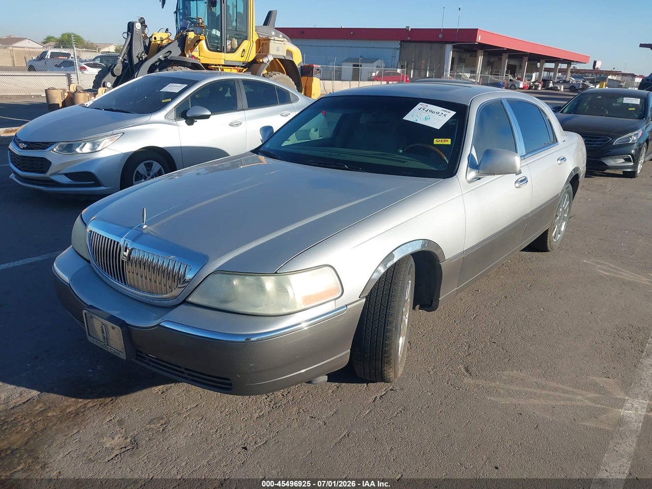 2004 LINCOLN TOWN CAR ULTIMATE · 2/11