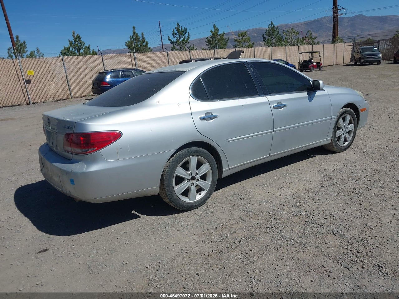 2005 LEXUS ES 330   · 4/11