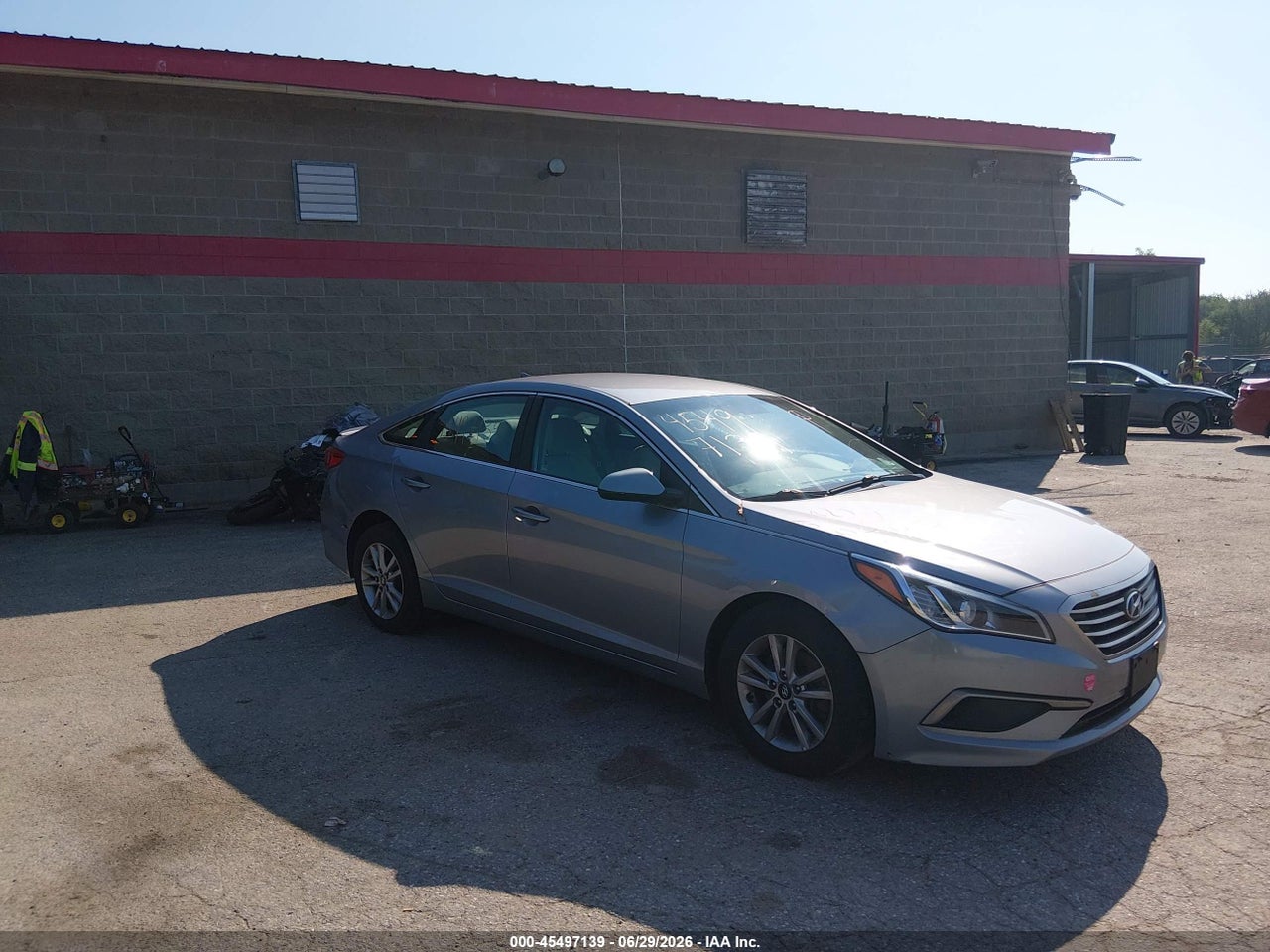 5NPE24AF1HH****** · 2017 HYUNDAI SONATA