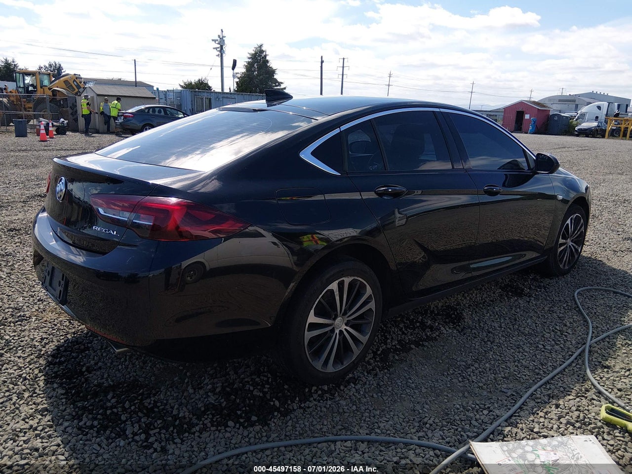2019 BUICK REGAL SPORTBACK PREFERRED II · 4/11