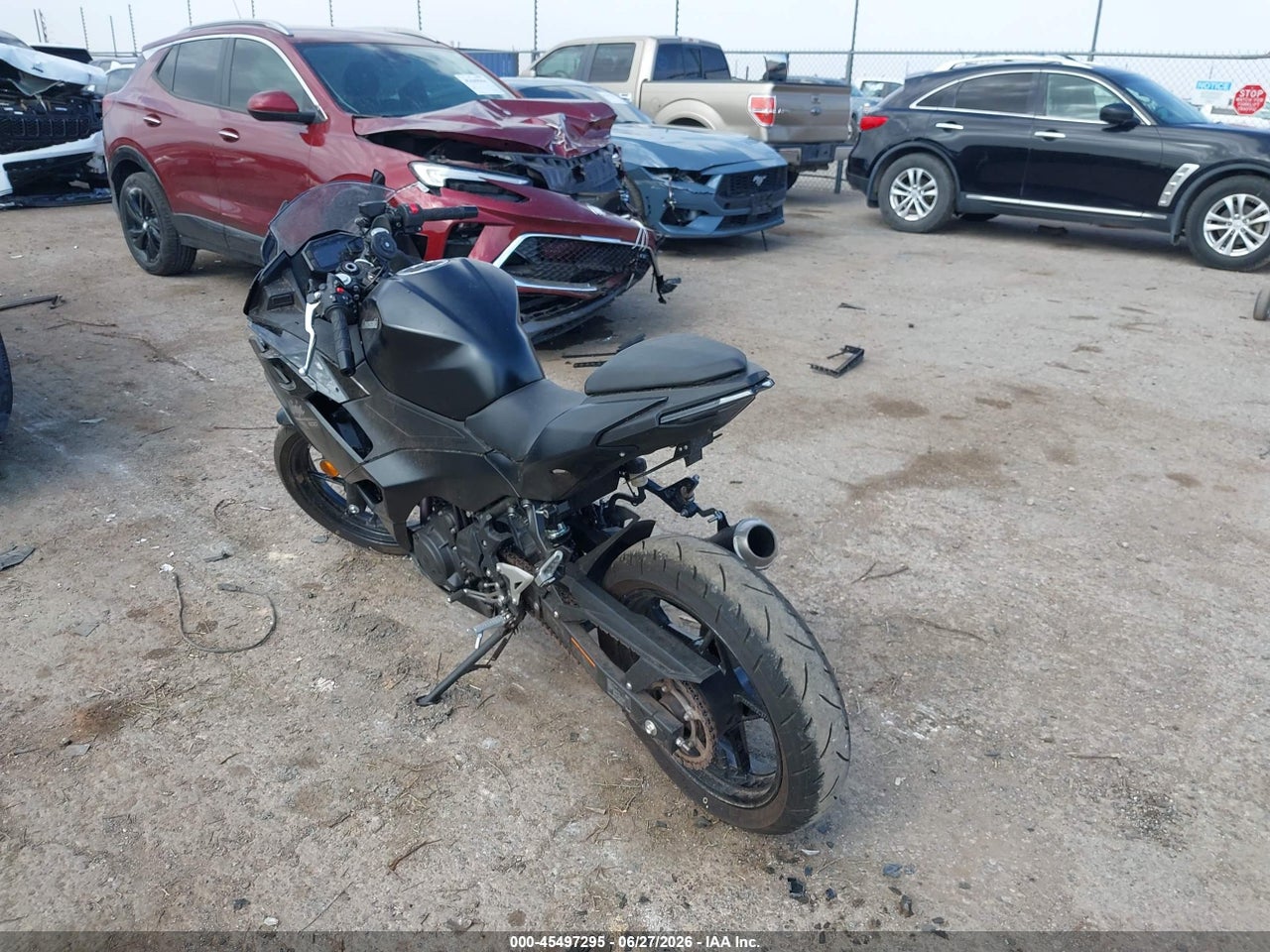 2026 KAWASAKI EX500 H · 3/11