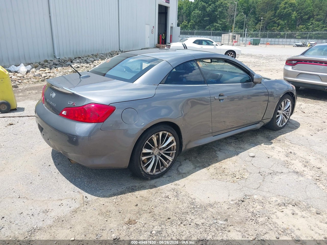 2012 INFINITI G37 · 4/11