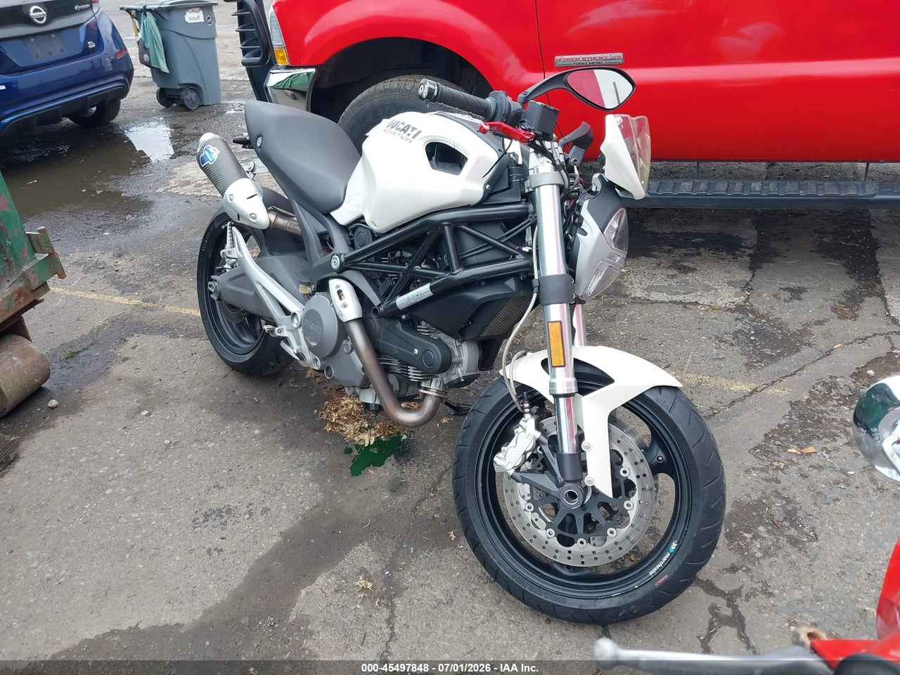 ZDM1RADN79B****** · 2009 DUCATI MONSTER 696