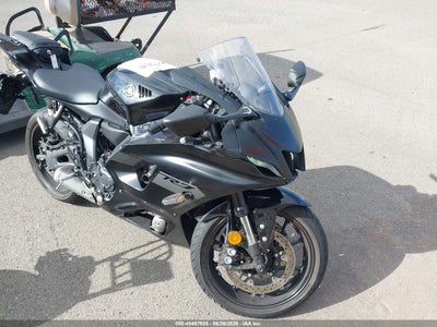 JYARM38E8SA****** · 2025 YAMAHA YZFR7