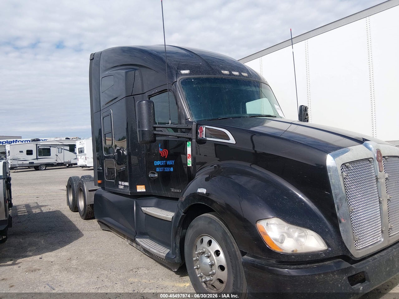 1XKYDP9X3MJ****** · 2021 KENWORTH T680