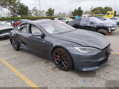 5YJSA1E66PF****** · 2023 TESLA MODEL S PLAID TRI MOTOR ALL-WHEEL DRIVE