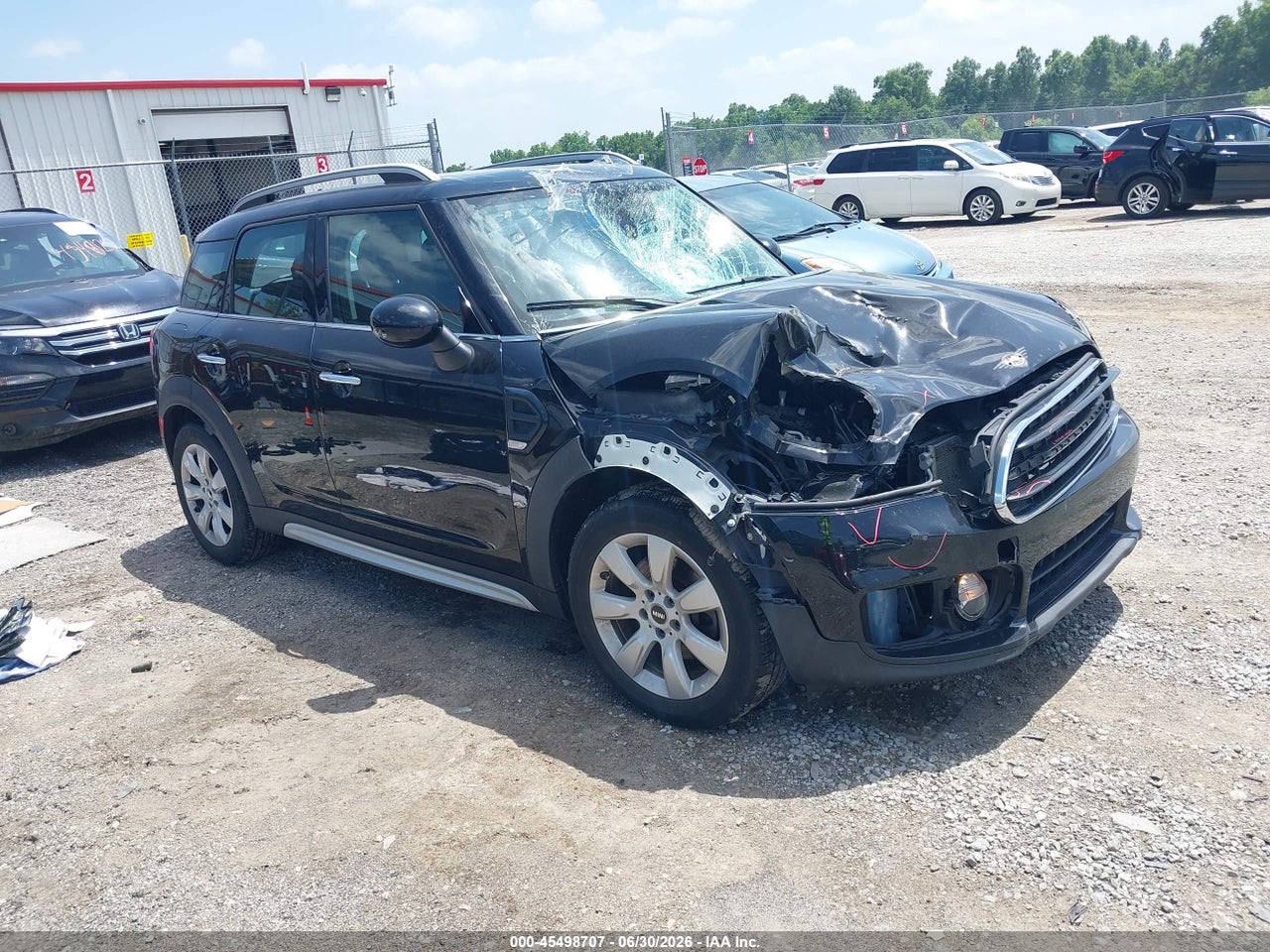 WMZYV5C57K3****** · 2019 MINI COUNTRYMAN COOPER
