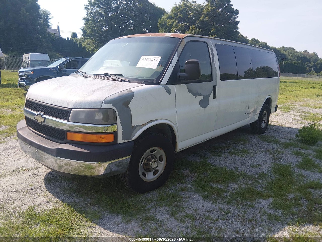 2007 CHEVROLET EXPRESS PASSENGER LS · 2/11