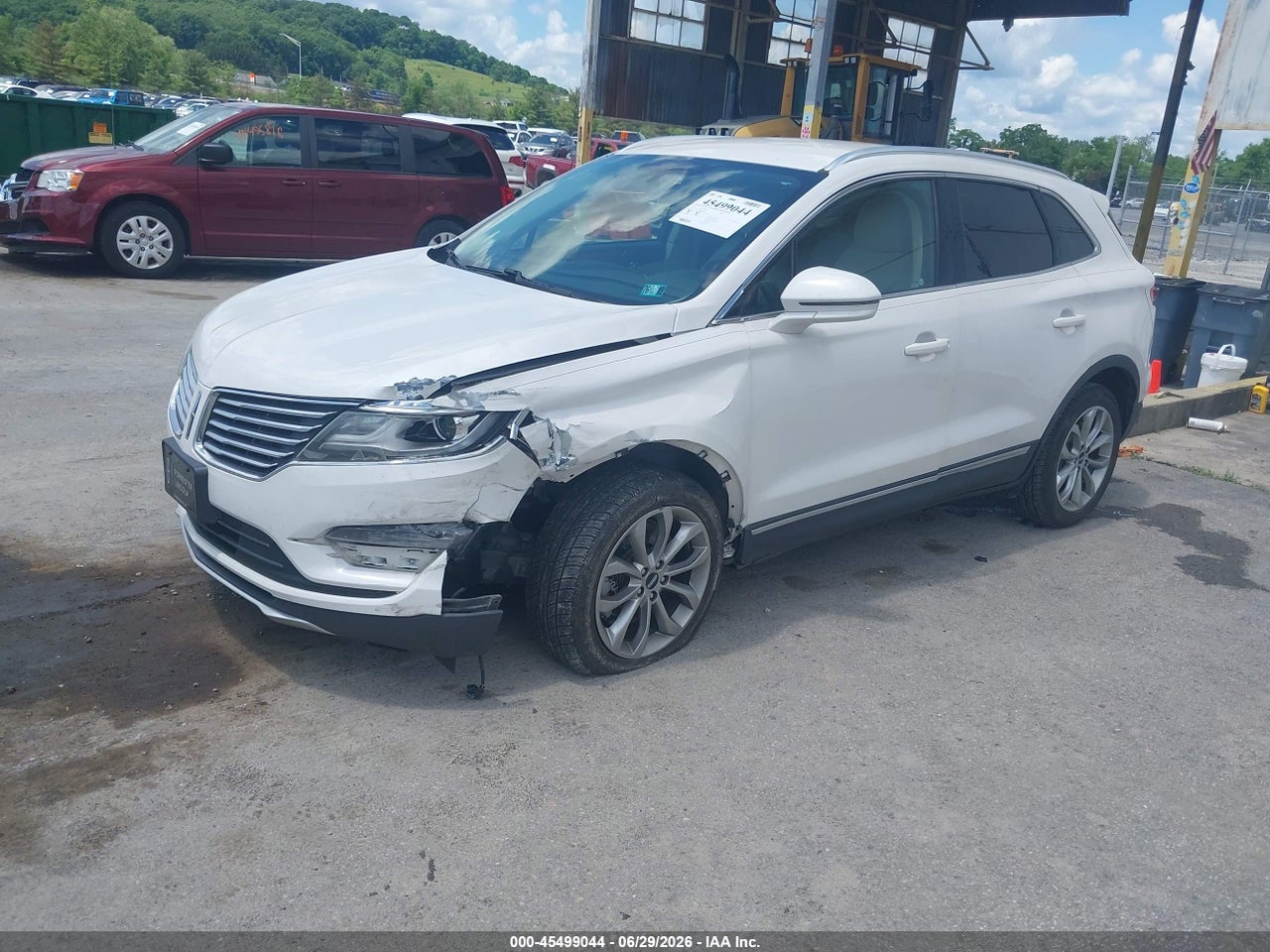 2017 LINCOLN MKC SELECT · 2/11