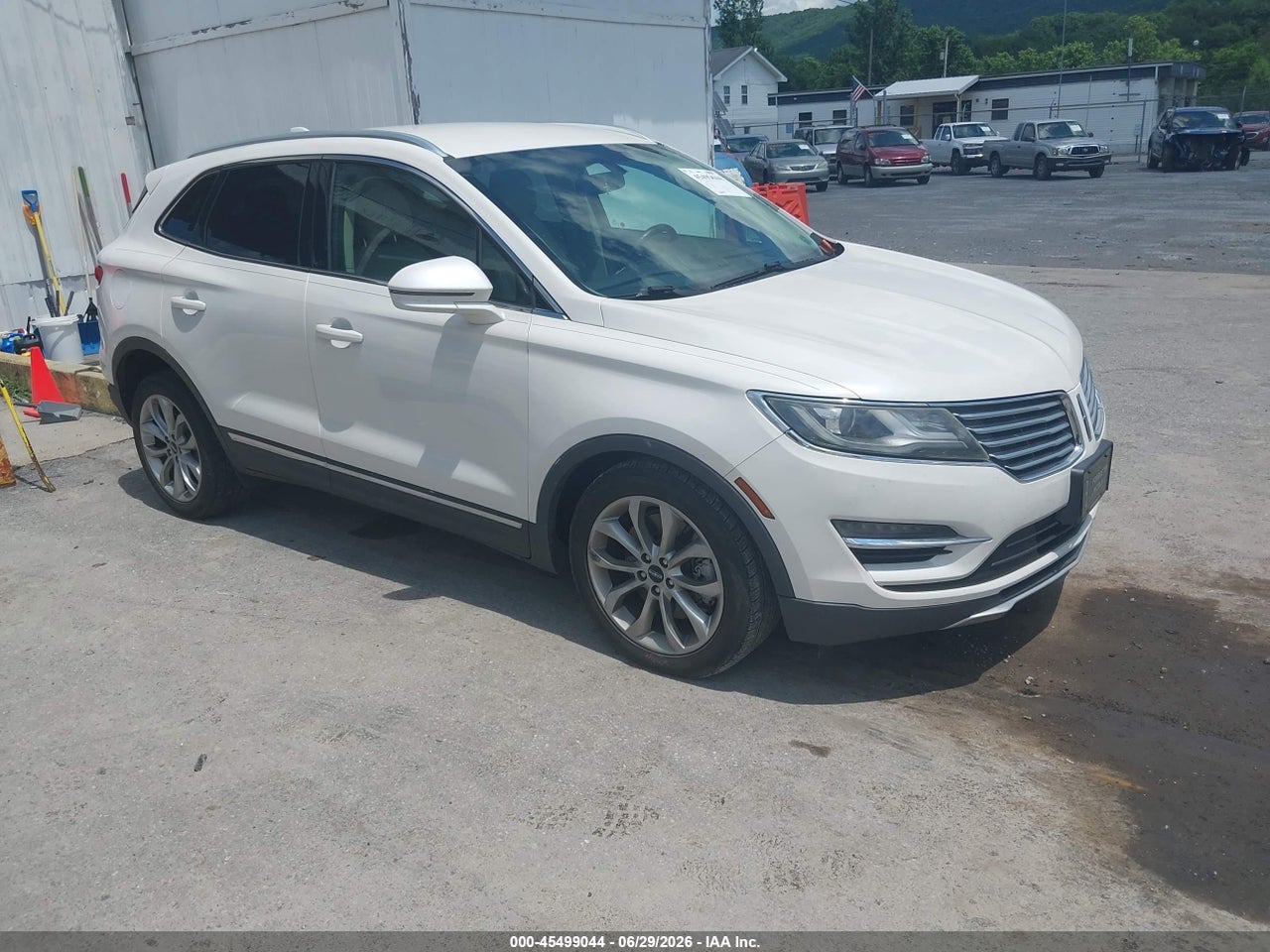 5LMCJ2D9XHU****** · 2017 LINCOLN MKC SELECT