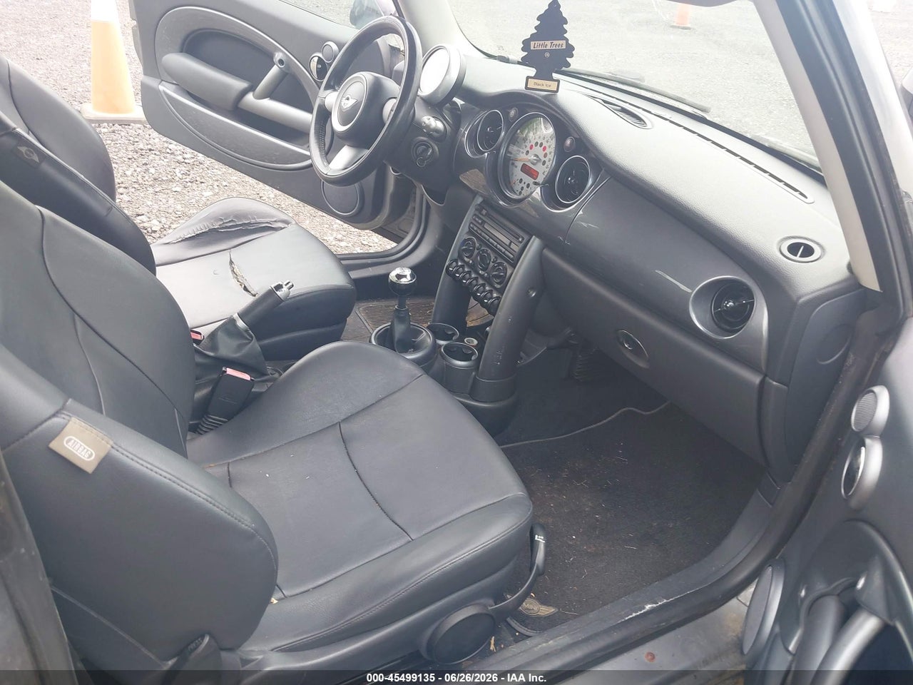 WMWRE33435T****** · 2005 MINI COOPER S   · 5/11