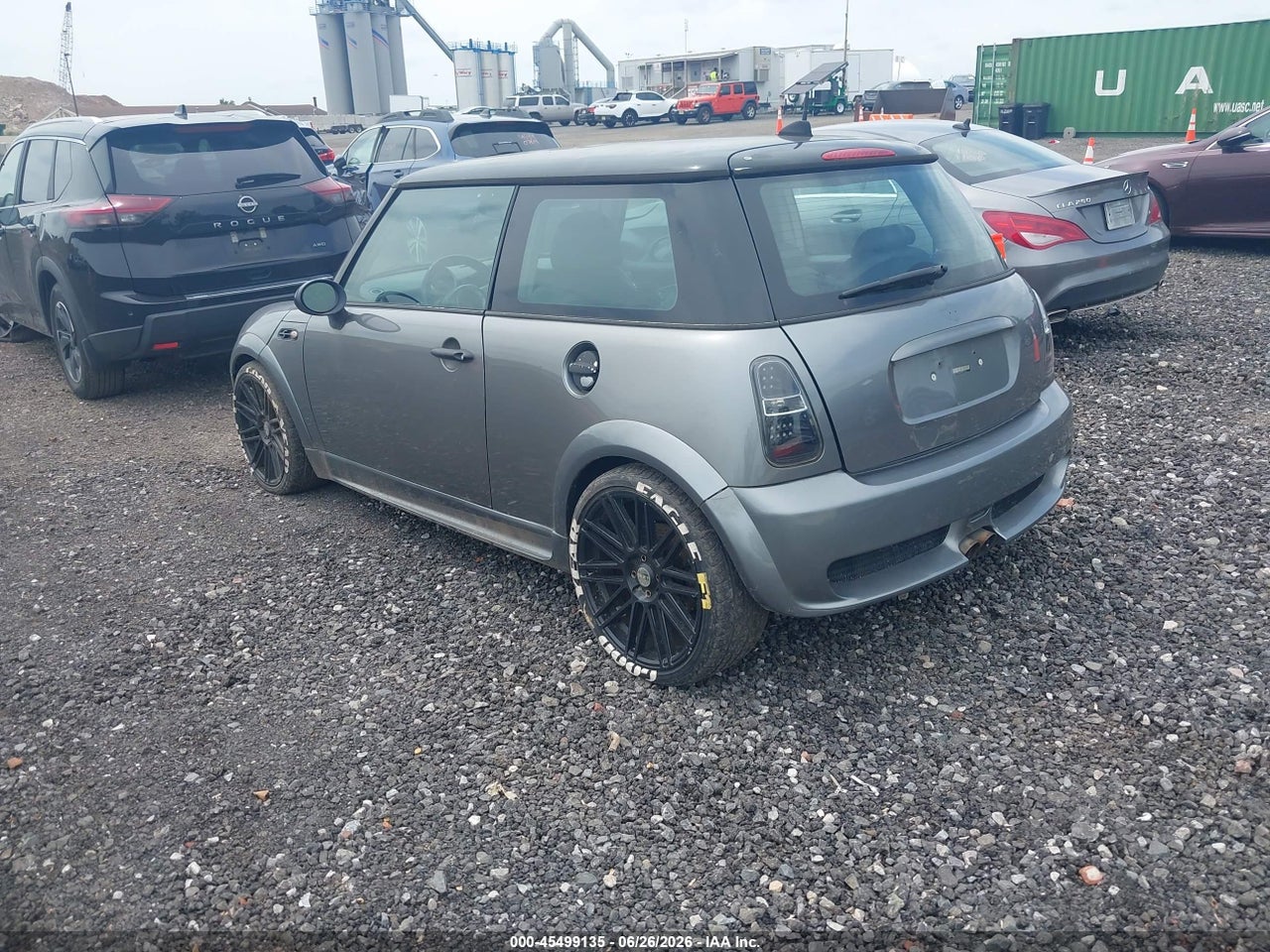 WMWRE33435T****** · 2005 MINI COOPER S   · 3/11