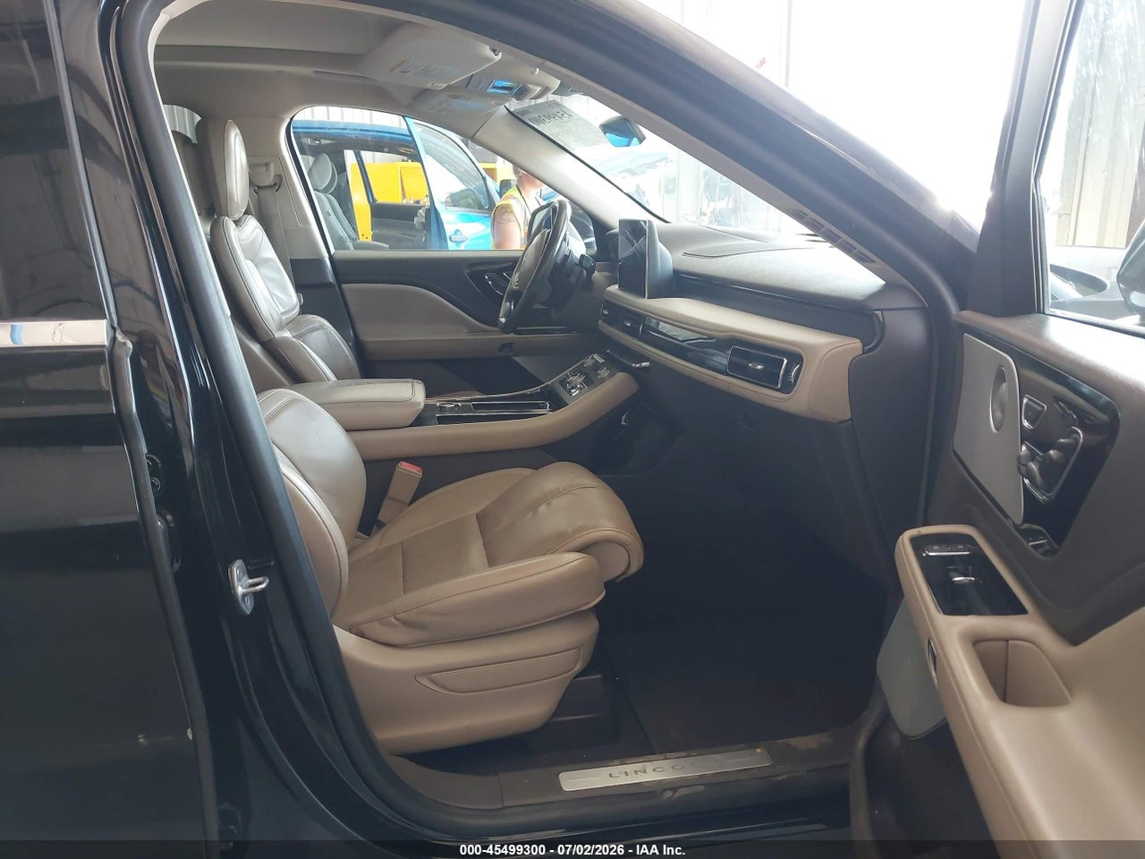 2020 LINCOLN AVIATOR RESERVE · 5/11
