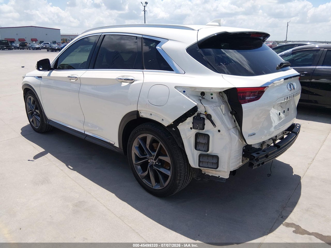 2019 INFINITI QX50 ESSENTIAL · 3/11