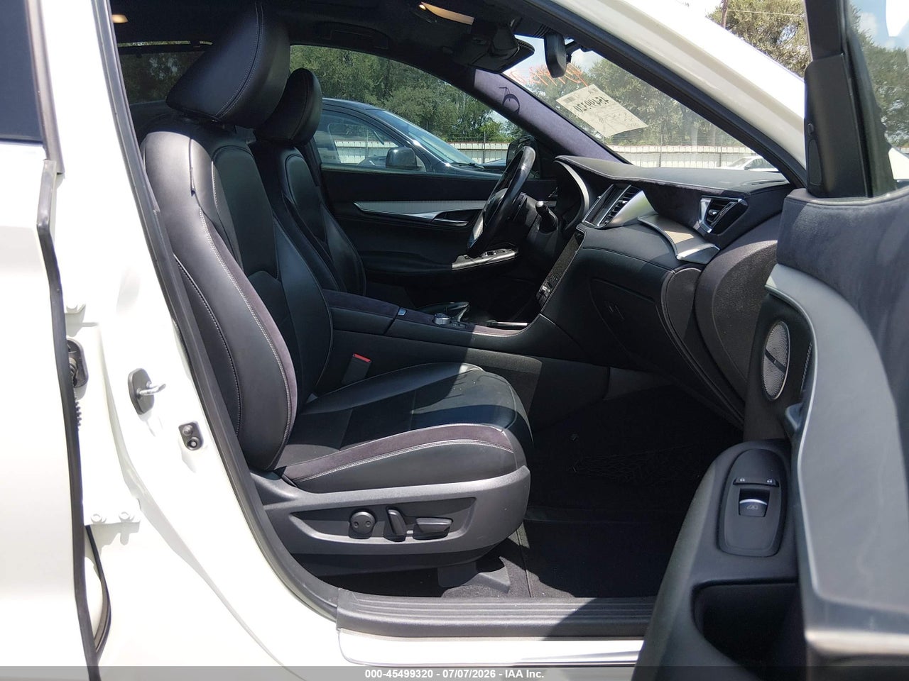 2019 INFINITI QX50 ESSENTIAL · 5/11