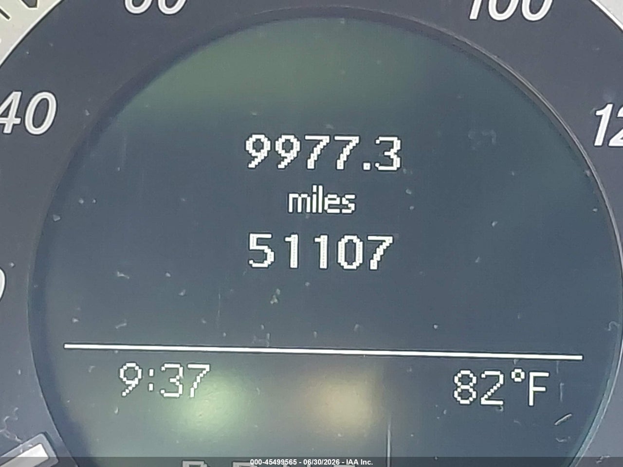 2011 MERCEDES-BENZ C 300 · 6/11