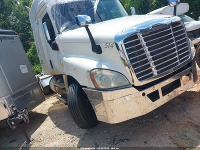 3AKJGLDR6DS****** · 2013 FREIGHTLINER CASCADIA 125