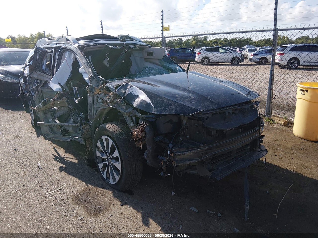 4S4BTGPD8P3****** · 2023 SUBARU OUTBACK TOURING XT