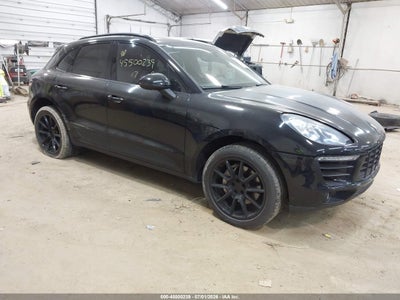 2017 PORSCHE MACAN S