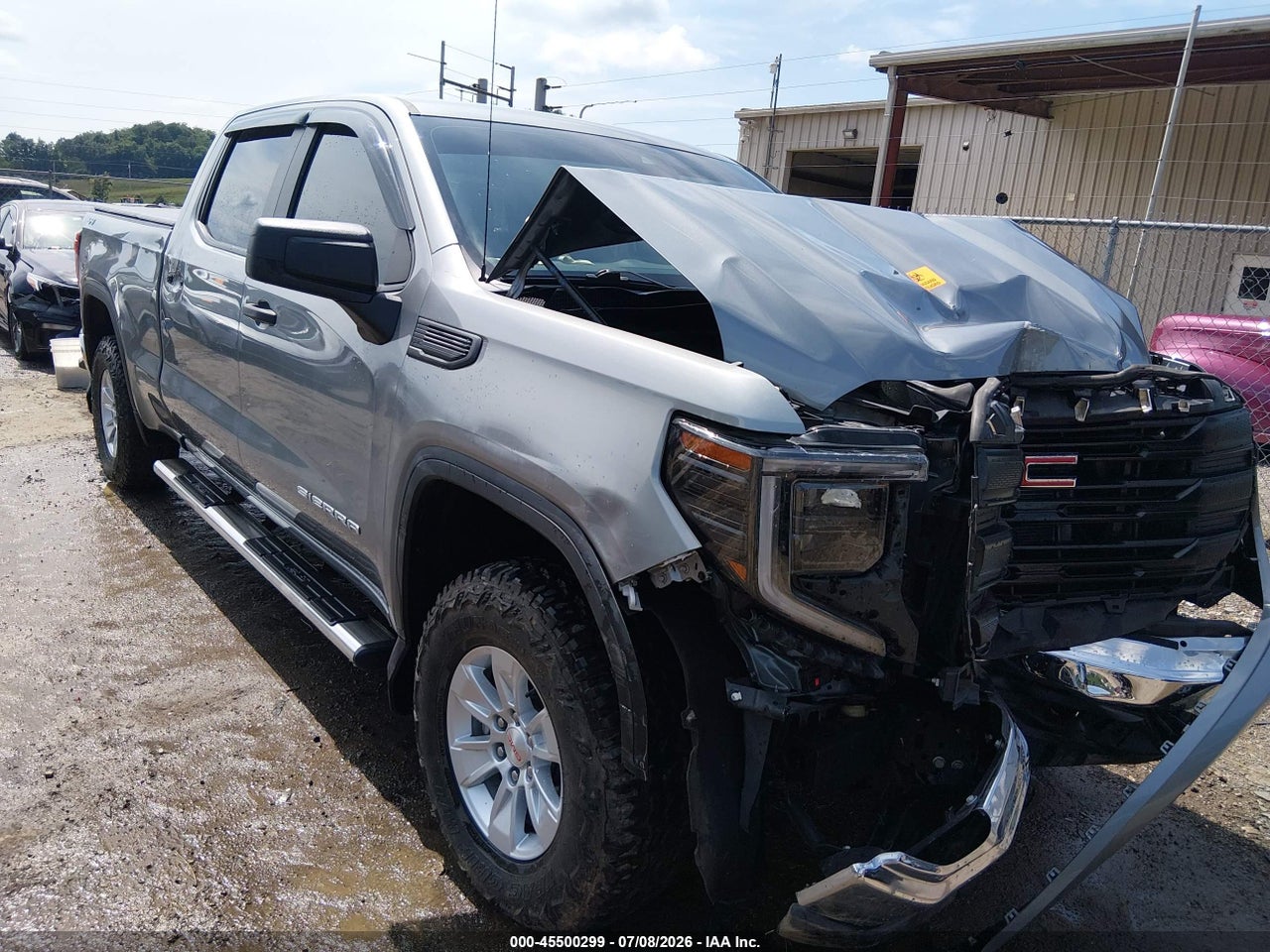 1GTUUAED7PZ****** · 2023 GMC SIERRA 1500 4WD  STANDARD BOX PRO