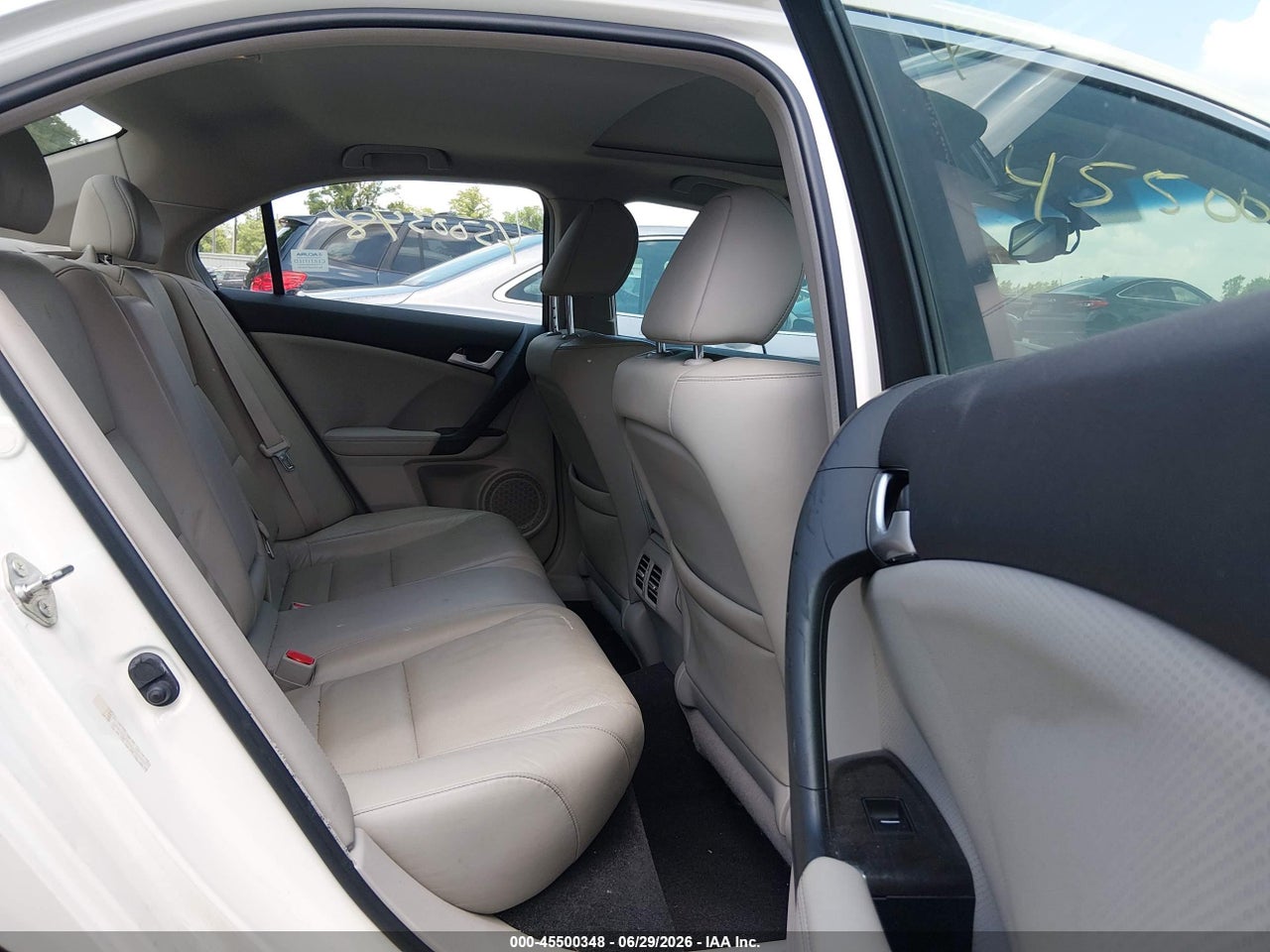 JH4CU2F65BC****** · 2011 ACURA TSX 2.4 · 8/11