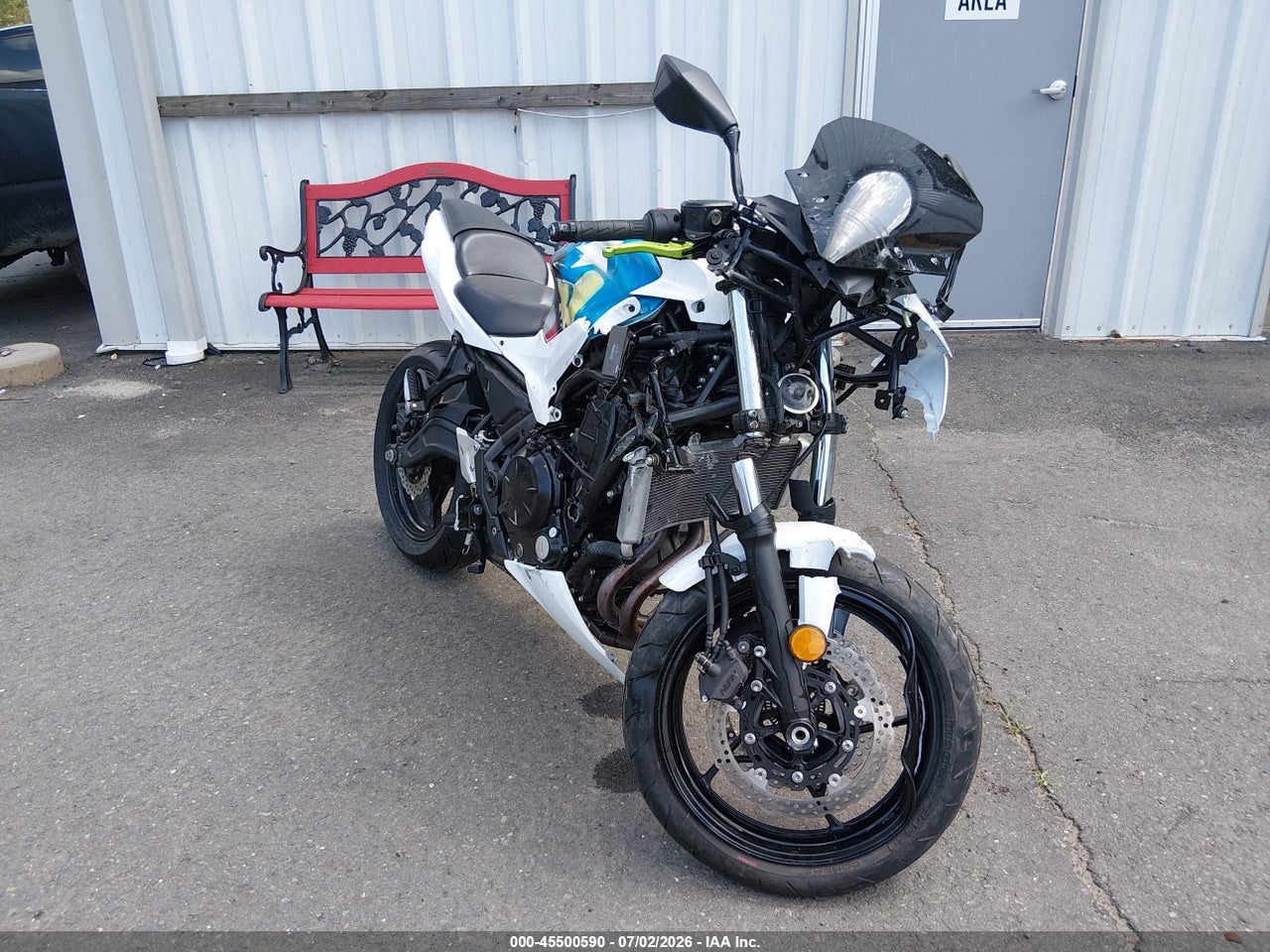 JKAEXEK12HD****** · 2017 KAWASAKI EX650 F