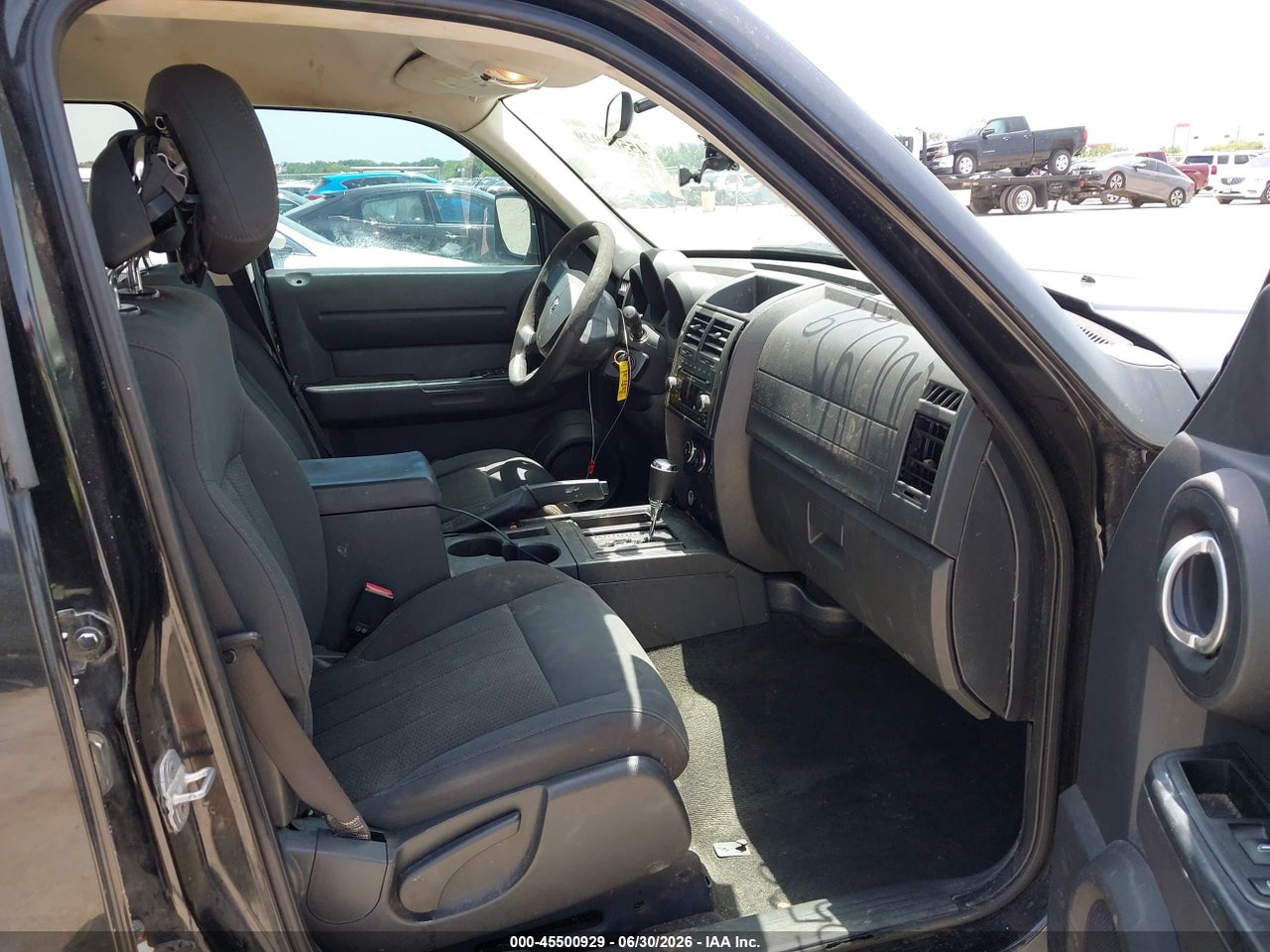 2011 DODGE NITRO HEAT · 5/11